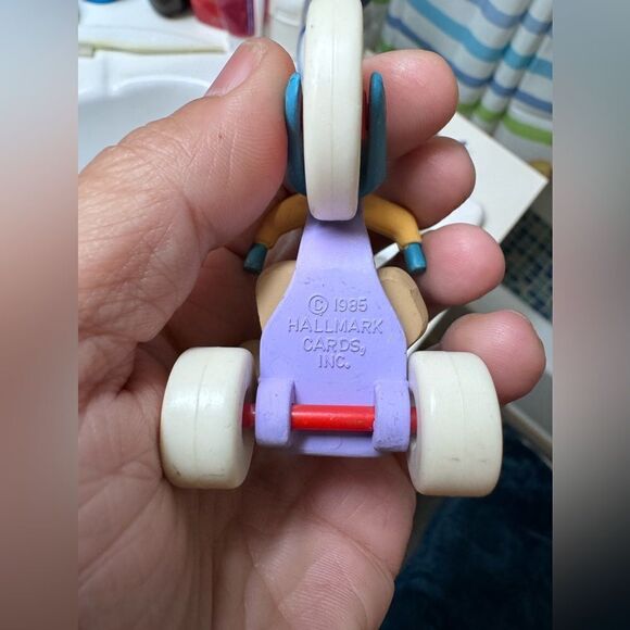 Hallmark 1985 Keepsake Christmas ornament BEARY SMOOTH RIDE Bear on Trike - Picture 2 of 7